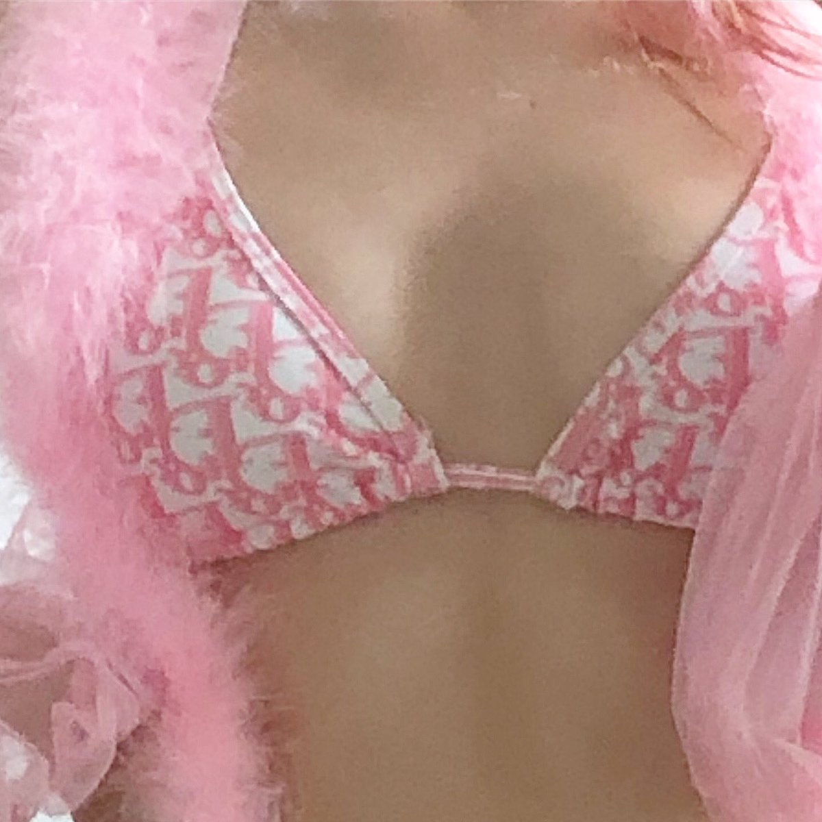diorlibra's tweet photo. ✨💓 https://t.co/CgXdNJHpMS