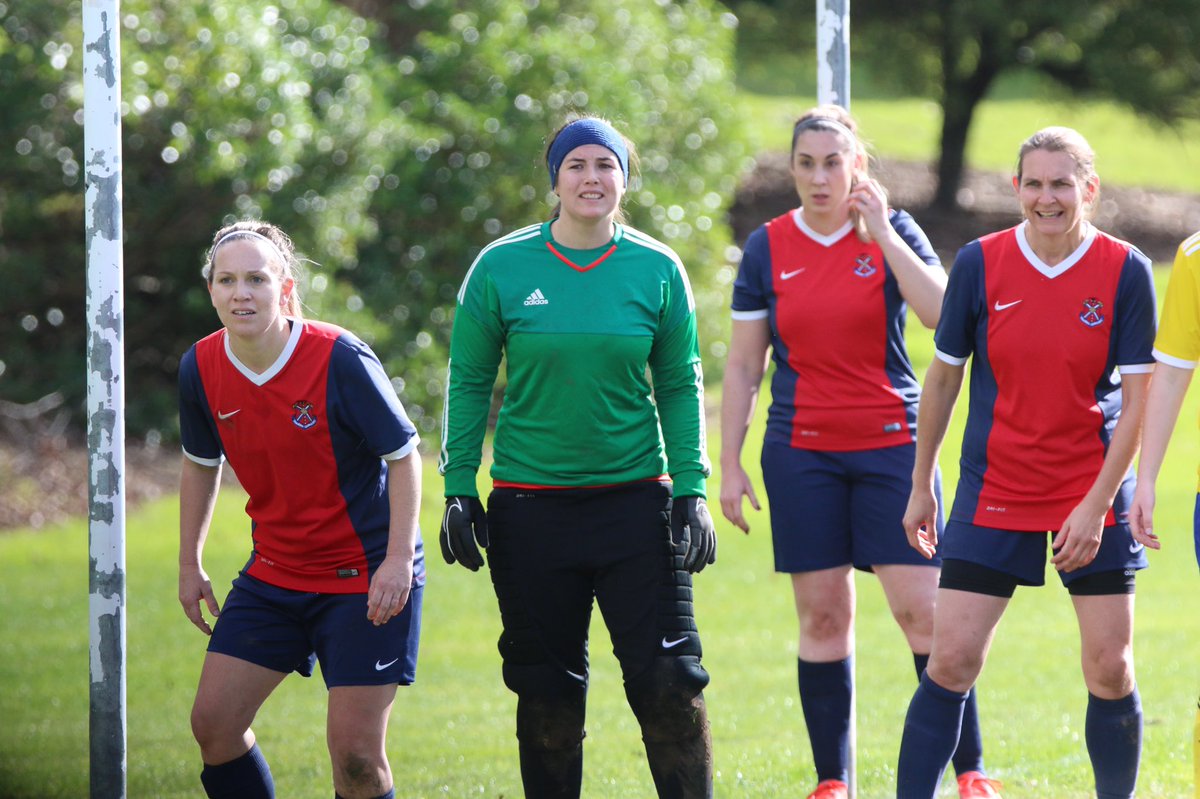 FenciblesUtdAFC's tweet photo. AFF DIV 2 | Great win for our women’s team today in the local derby against Bucklands Beach! Very close game that finished with us collecting all three points in a 1-0 victory! #Fencies #WomenInFootball @AuckFootballFed #Div2 https://t.co/ksrCR68qvK