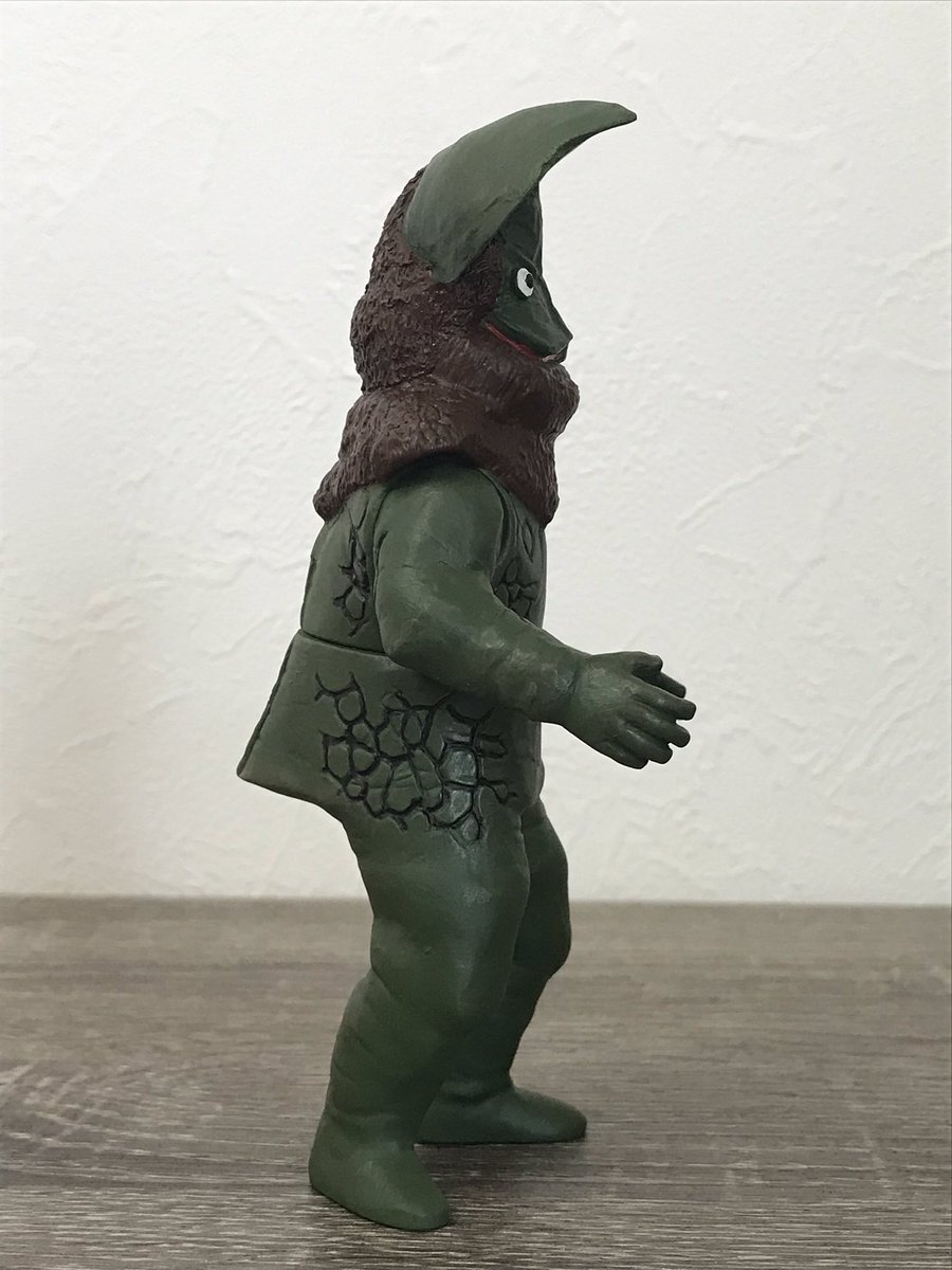 ウルトラ怪獣シリーズ 異次元宇宙人 イカルス」 新居に来て初めての