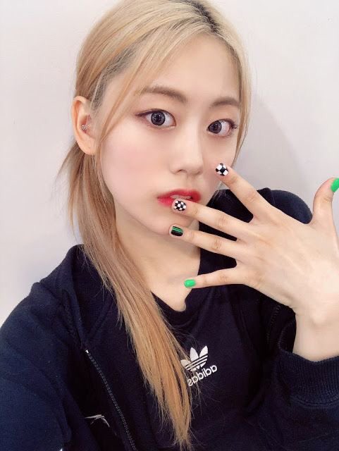 lua pics i wanted to keep to myself but didnt cause i share, a thread 