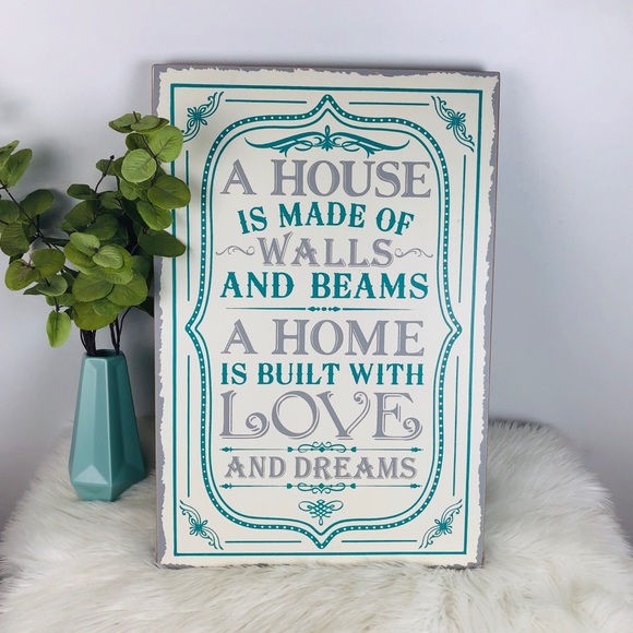 geekychic1313's tweet photo. So good I had to share! Check out all the items I'm loving on @Poshmarkapp #poshmark #fashion #style #shopmycloset #hobbylobby #lulus #gypsy05: https://t.co/4aMDocAd7z https://t.co/x5utnZAuKU