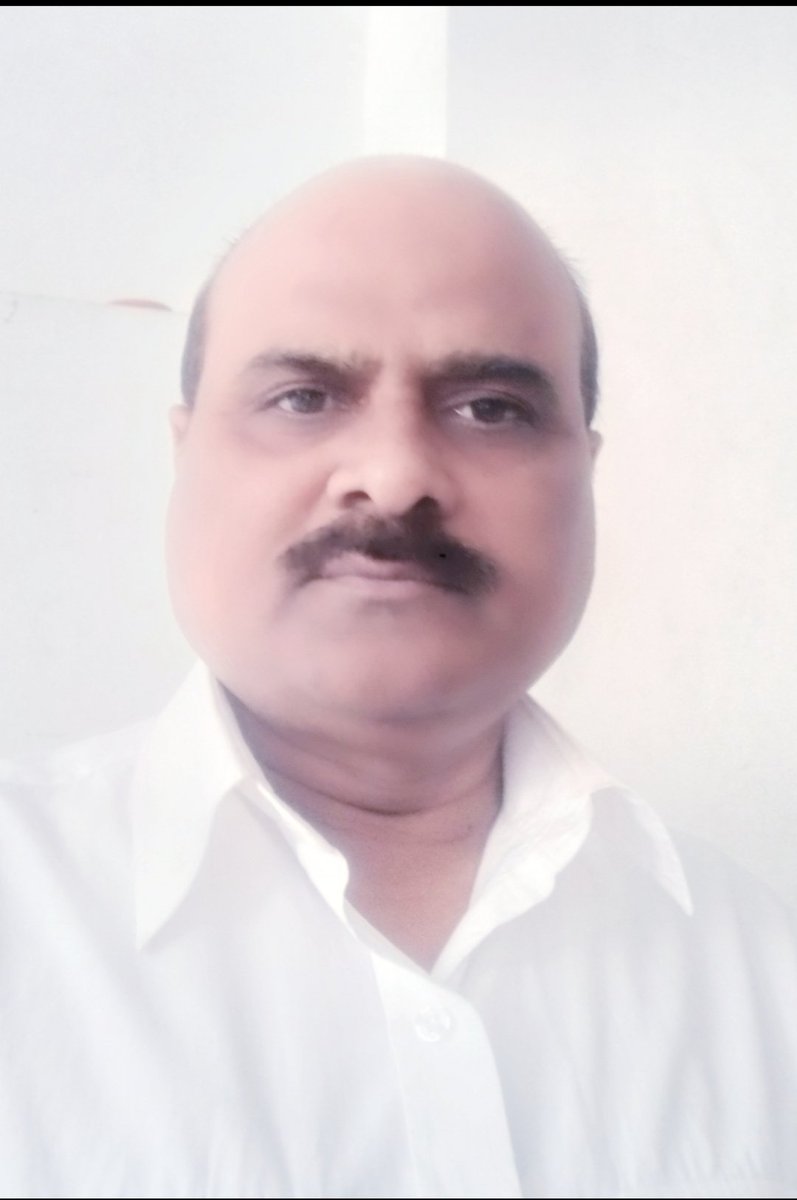 live_verma's tweet photo. जिंदगी की राहों में मुस्कराते रहो हमेशा..!
उदास दिलों को हमदर्द तो मिलते हैं हमसफ़र नहीं..! https://t.co/JReGJZVjiF