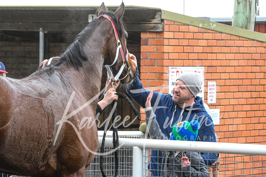This is what racing is all about ❤️