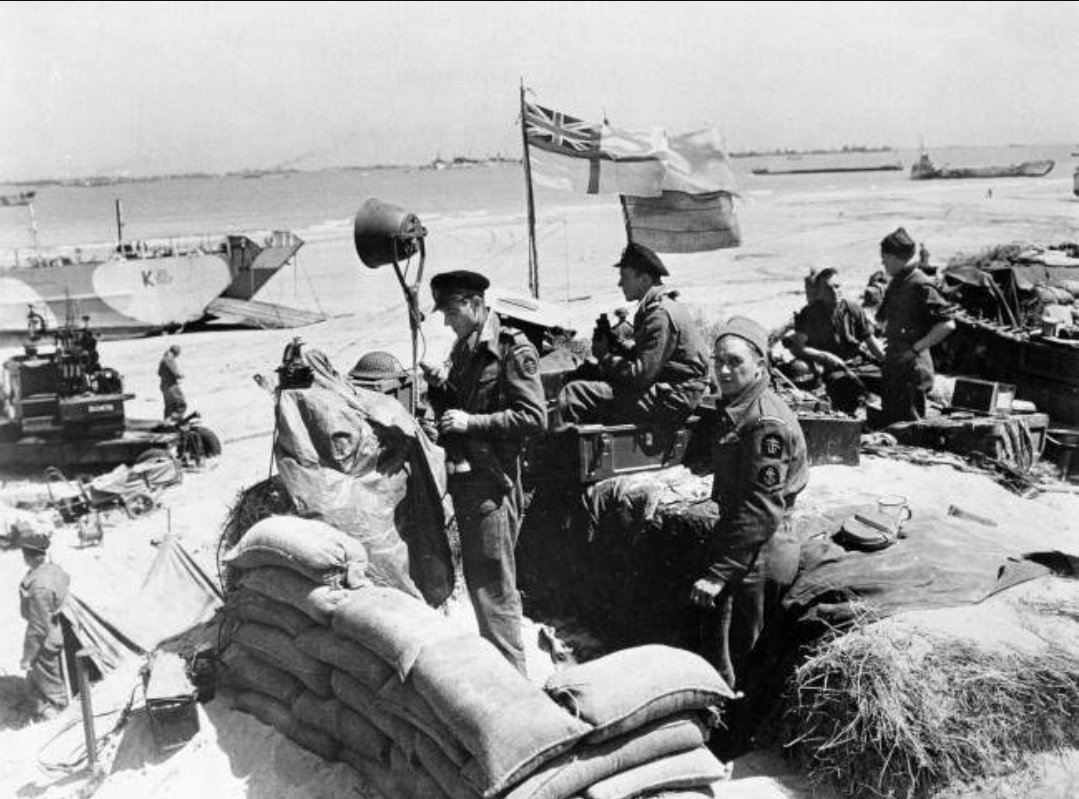 CelynGov's tweet photo. @JaredComrade @DukeOfCelyn @BrieniaKing @tardissium @LitoralGov @ComradeTSmithy So your saying we didn't fight the Luftwaffe, take part in the D-DAY landings, and help the Canadians.+ Americans fight back the Nazis, I've spoken to you in private and your a ok dude do I'll give you the benefit of the doubt, but to say the UK didn't fight is bullshit https://t.co/gL5dlLqAEC