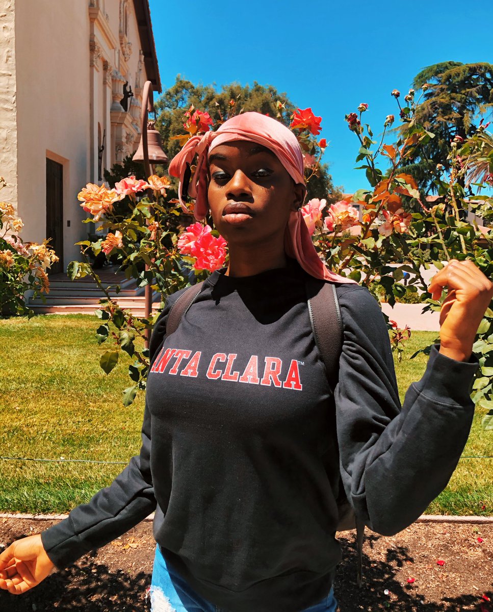 JoyOfodu's tweet image. All I have:
✍🏾honor
✍🏾tolerance for pain
✍🏾couple of college credits
✍🏾top-notch brain
#MastersLoading