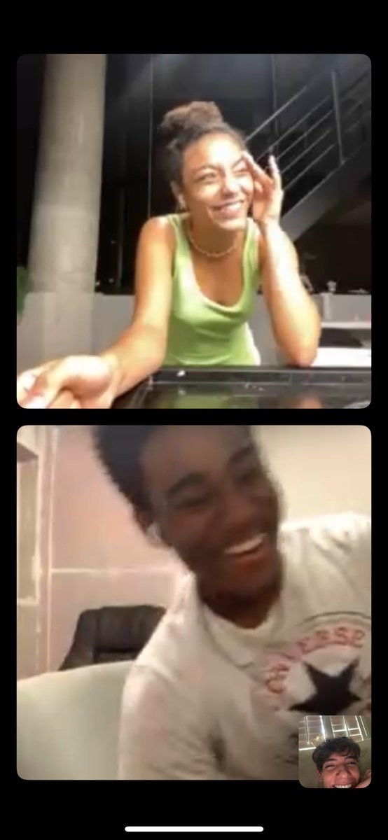 anygabrielly's tweet image. That overseas loveeeee 🤍✨