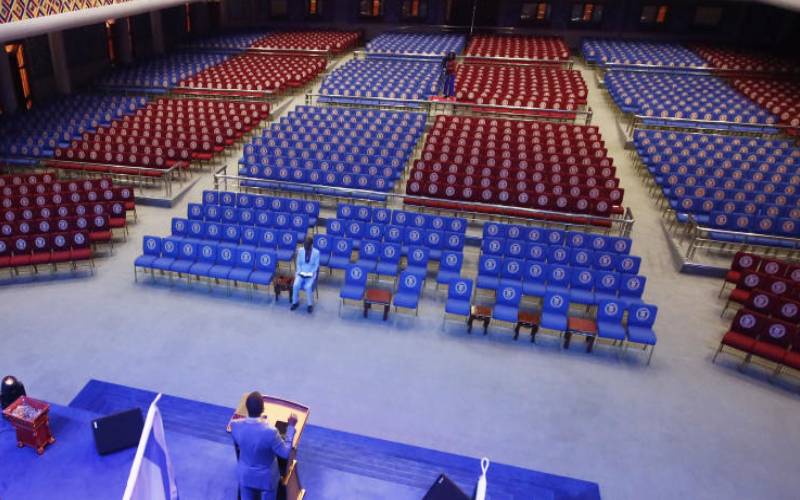 Hatima ya mwanadamu iko mawazoni mwake. Mungu kashatengea kila mtu hatima yake ila usipoamua haiwezi timia kwa ajili ya vita vya shetani. Apewe sifa Mfalme wa wafalme Yesu Kristo.~ Luke 5:17-20 BREAK OBSTACLES 
KARIBU KANISANI <a href="/Mulembe_FM/">MulembeFM</a> <a href="/BALOZIASHIALI/">BALOZI ASHIALI</a> #KMhwitsomie