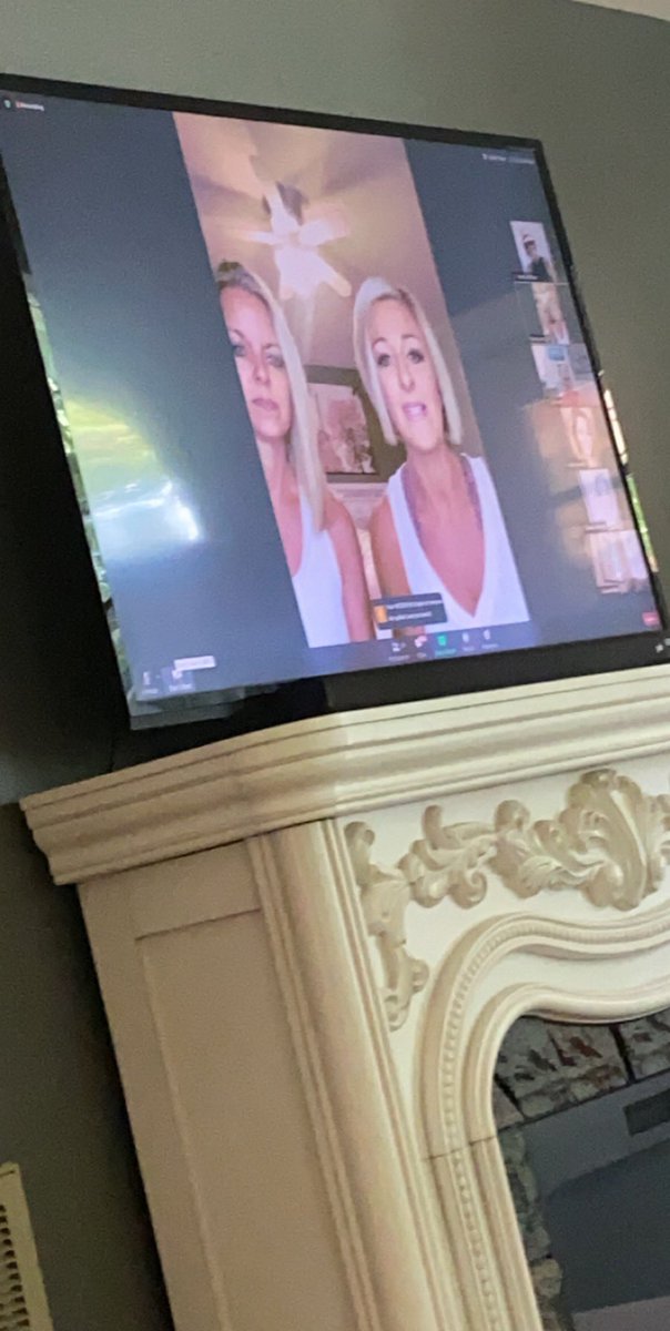FrancescaMMoore's tweet photo. It has seriously been a super amazing weekend so far. So much knowledge soaked up between yesterday and today. I love this life! United Nations virtual retreat #SolidGoldRetreat2020 #BossBabesUnite #McCoyNation #FunkNation #Arbonne #IndependentConsultant #Entrepreneur #BonBabe https://t.co/OlMDm55udi