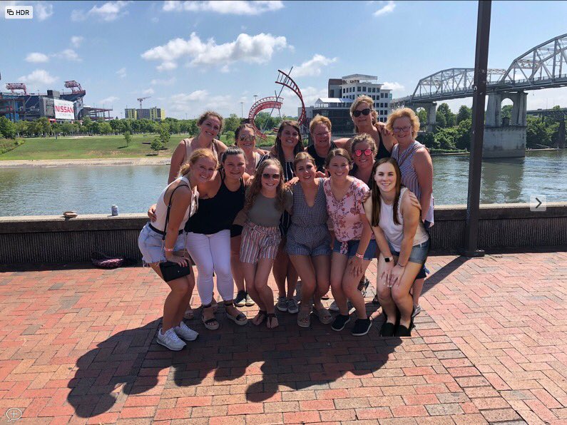 k_lar99's tweet photo. When your friends go to Nashville and you were supposed to go but decide not to because you’re a nursing student working in a hospital... #covid #photoshopskills https://t.co/3HFWLuqyK4