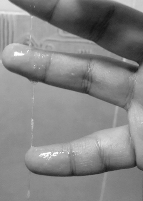 Me pregunto si esto le gusta a las mujeres, como a nosotros nos encanta ver su humedad 🤔🔥🔥🔥 Jejeje fin<a href="/tag/mianiversariodetwitter"class="tags"><span>#mianiversariodetwitter</span></a>