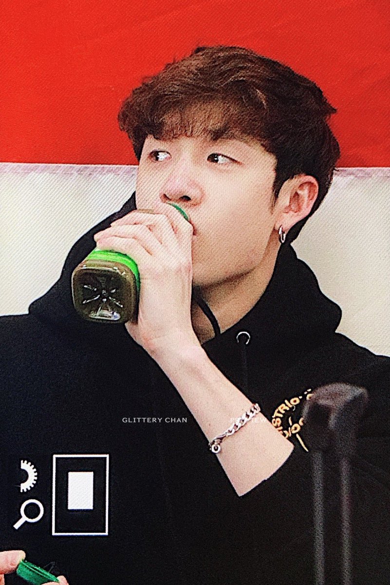 bang chan bareface appreciation because he is INSANELY HANDSOME : a thread