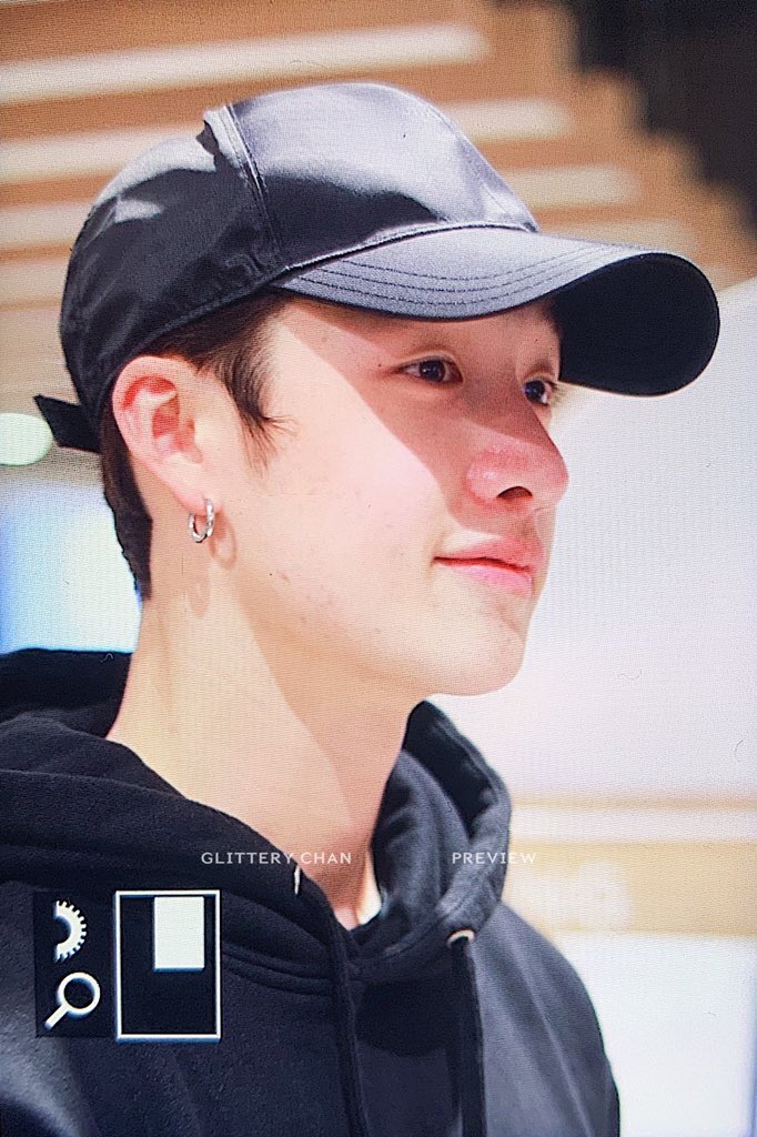 bang chan bareface appreciation because he is INSANELY HANDSOME : a thread