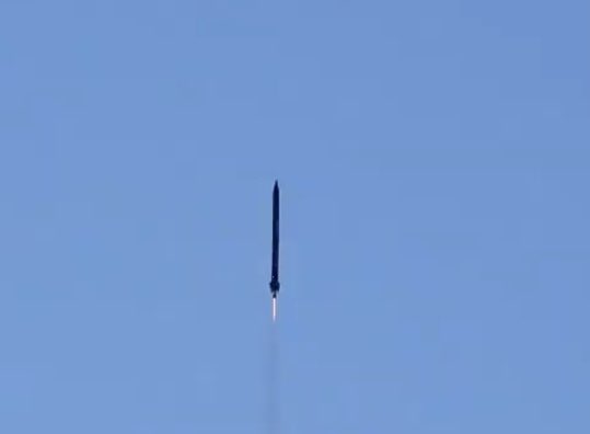NCMeon's tweet photo. Fantastic launch tonight @joebarnard. Beautiful exhaust visible for at least 12s against the gorgeous Tennessee dusk. https://t.co/I171rUxrhT