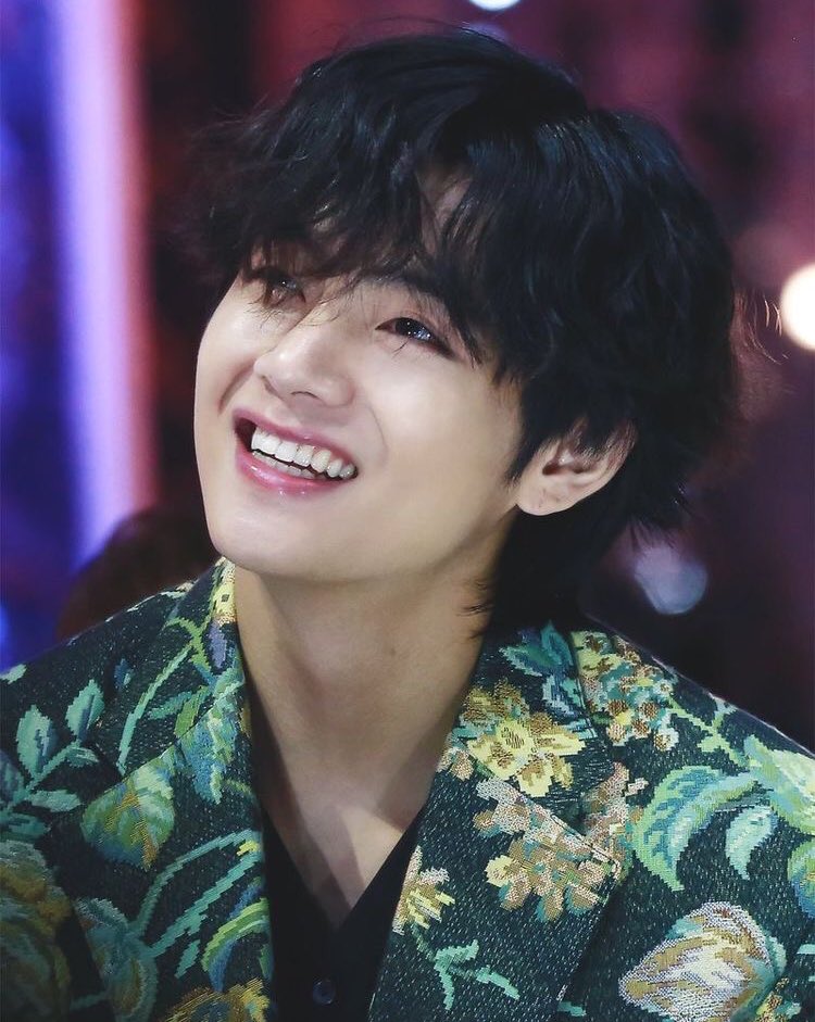 BB_Votaciones's tweet photo. INFO📈 [@BTS_twt]

’Sweet Night' de #V extiende su propio récord de tener la mayor cantidad de #1 para un single en el mundo! Hasta ahora en 108 países !🚀

~Felicidades, se lo merece☺✨✨
#Taehyung #방탄소년단
Nat✨ https://t.co/OtQN9zvf6I