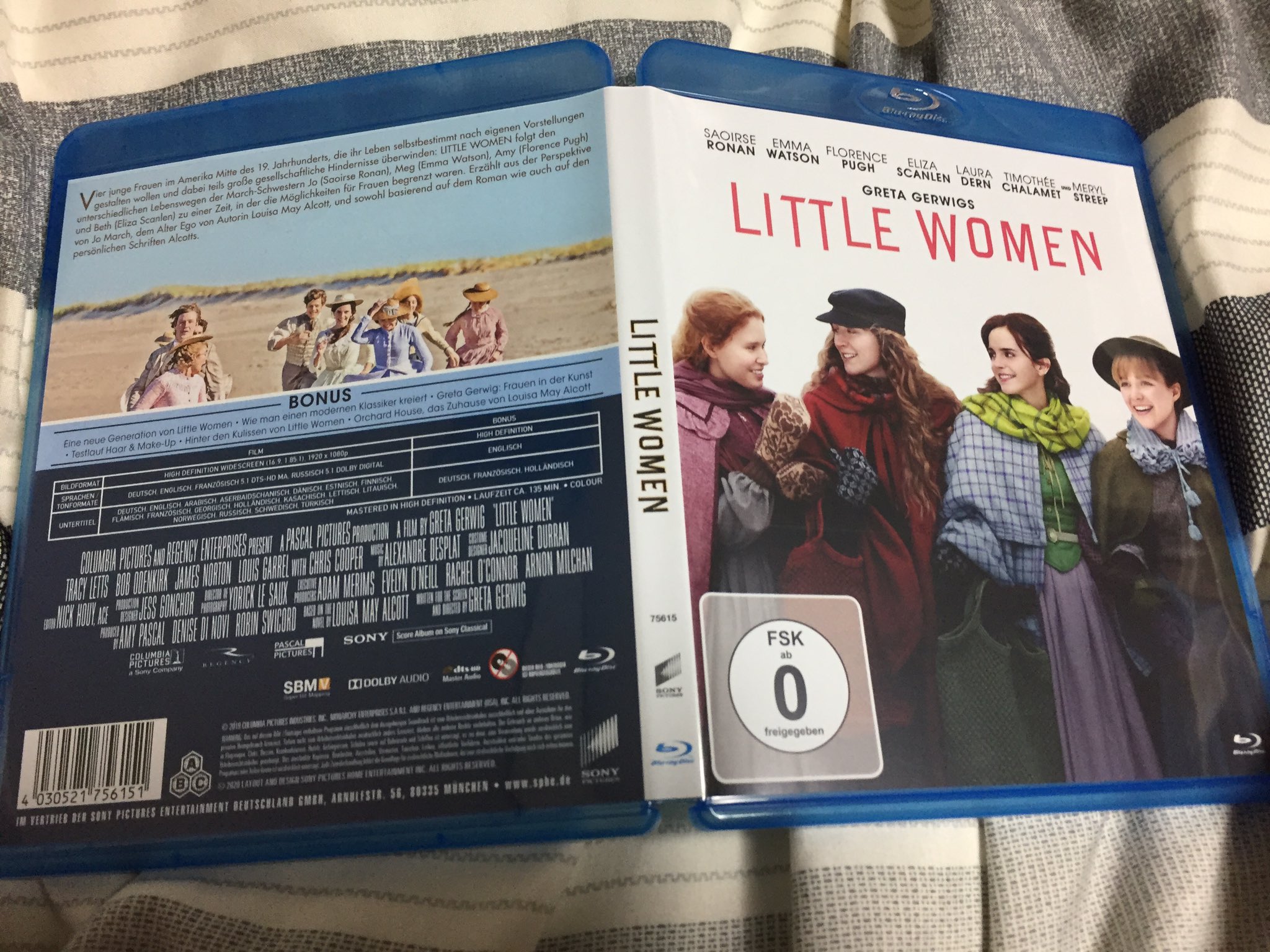 Aki Lettherogueonein ストーリー オブ マイライフ わたしの若草物語 ドイツ盤ブルーレイ ジャケは年齢制限マーク付きの片面印刷 リージョンフリー 日本語は未収録 英語メニュー収録 本編の音声は英仏独露 字幕は英語ほか多数 ただし残念ながら