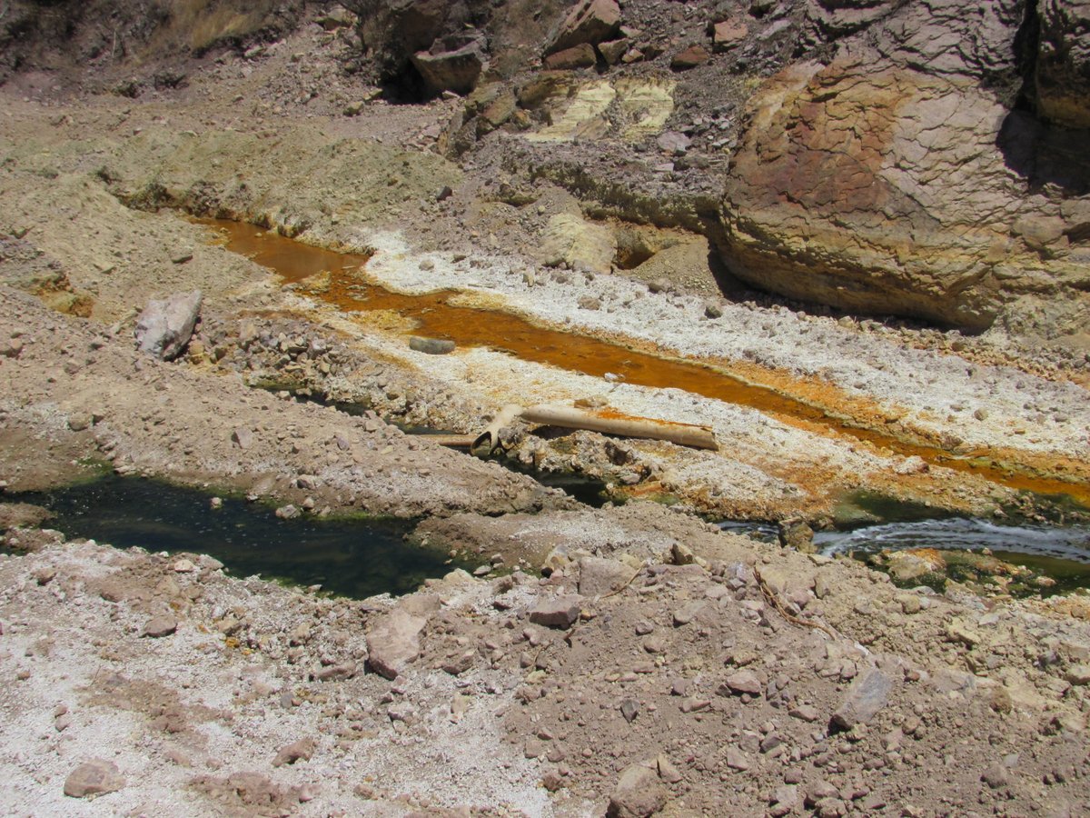 panchomol's tweet photo. 21) Nuestro trabajo pretende explorar las diferentes opciones que se pueden implementar para reducir la transferencia de contaminantes de estos pasivos mineros de Nacozari a los ecosistemas regionales. Fin https://t.co/AUqTAK5lL6