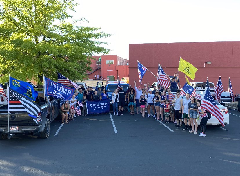 beaubhamilton's tweet photo. Photos like these give me chills every time! #BattleBornRed #Kag #LedRight #NVGOP https://t.co/iPLTXrfEJR