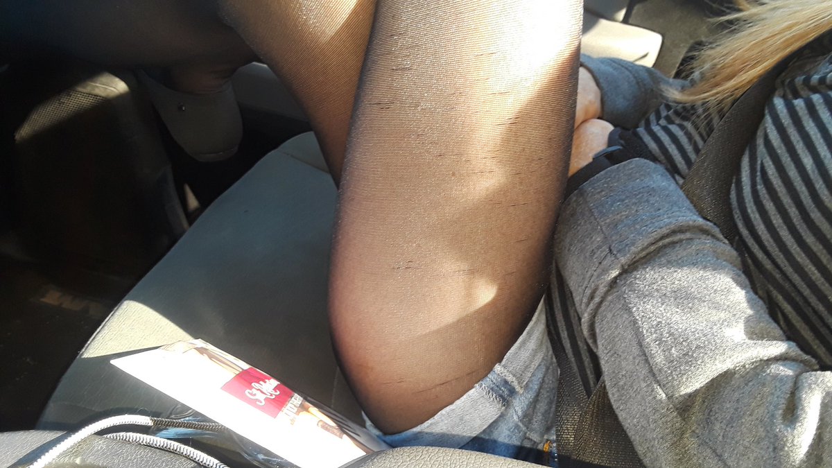Funnafter50's tweet photo. Dressed for a Saturday drive. 
#Tushy_kushy #pantyhosecouple #pantyhosexxx #pantyhosevirgin #pantyhosefun https://t.co/lYlnqIdllJ