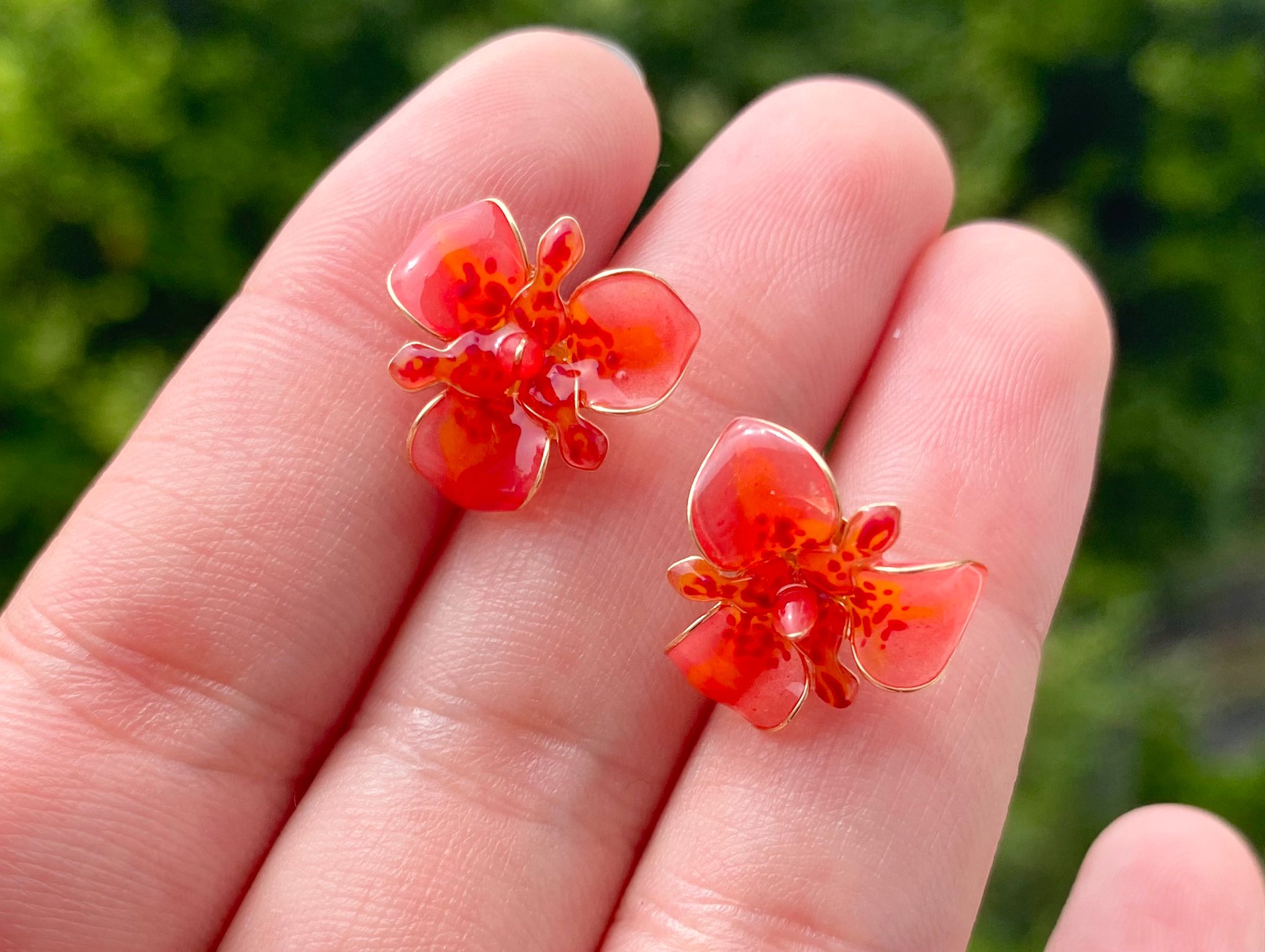 華の苗 チグリジアの耳飾り 花言葉 私を愛して 私を助けて 私にとっては 私を 助けてくれた 愛すべき特別な花 ハンドメイドアクセサリー レジンフラワー ワイヤーレジンフラワー T Co Gxsaaijtbn Twitter