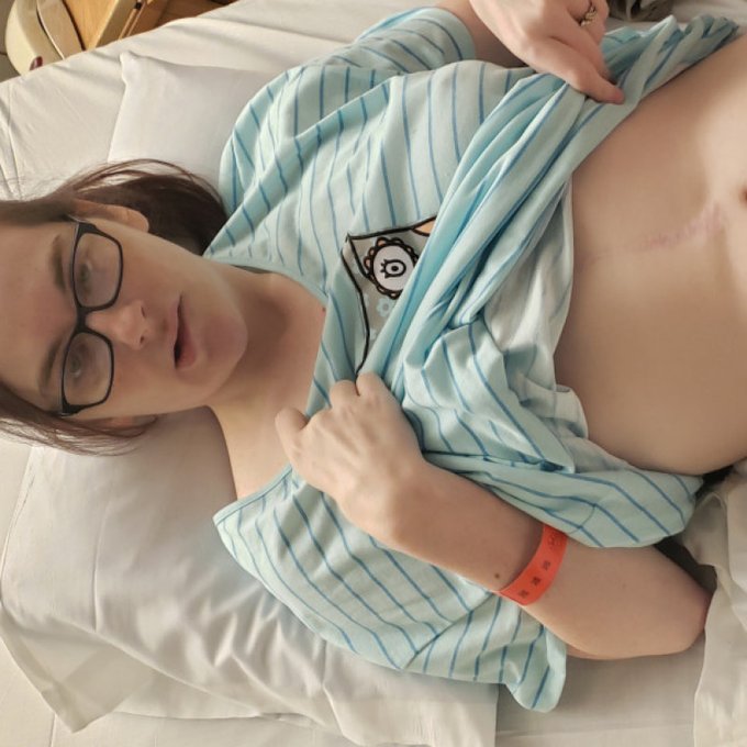 How cool! Just sold Strip tease pics! You can get yours here https://t.co/R5SLOZwSfI #MVSales https://t<a href="/tag/mvsales"class="tags"><span>#mvsales</span></a>