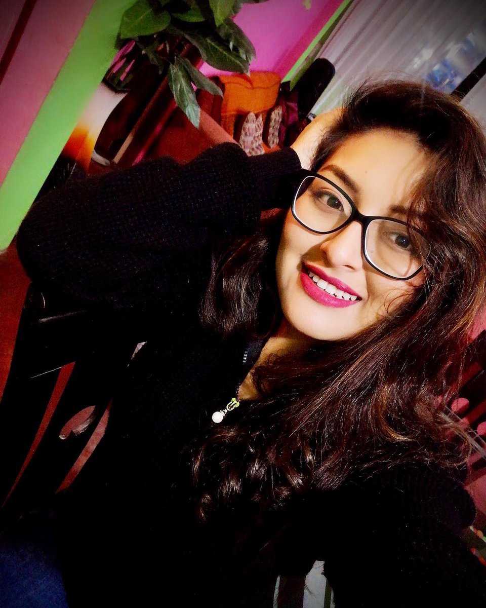 munequitamilly_'s tweet photo. Noches!❤️ https://t.co/o2YAqigiif