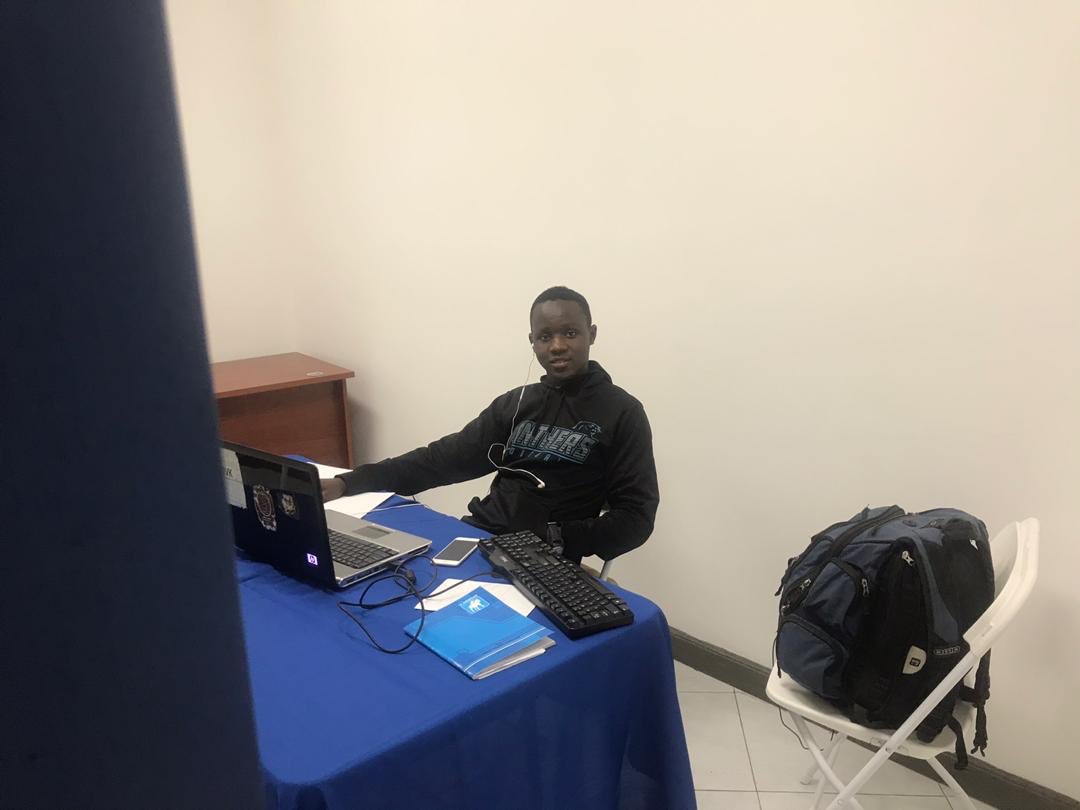 banjHT's tweet photo. Ede nou (ak yon retweet) voye lanmou pou kreyatif ak devlopè sa yo kap bat yon night nan @banjHT aswèa pou yo fè rèv yo tounen reyalite!
Wap gen pou nou dekouvri 5 bèl projè yap kreye yo byento.
Nou espere wap pare pou sipote yo! #CreativeTechLabHaiti https://t.co/NR2lEUBQh4