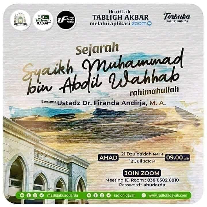 planet_34048's tweet photo. Mnrt ajaranWahhabi :
1. Mmbaca Maulid Nabi Muhammad shallahu 'alaihi wa sallam adalah haram, bid'ah dan sesat
2. Mmbaca Manaqib Syaikh Abdul Qadir al Jilani RA dan wali2 lainnya adalah haram, bid'ah dan sesat
3. Mmbaca Sejarah Syaikh Muhammad bin Abdul Wahhab adlh boleh &amp; bagus https://t.co/Xkl8w96k0y