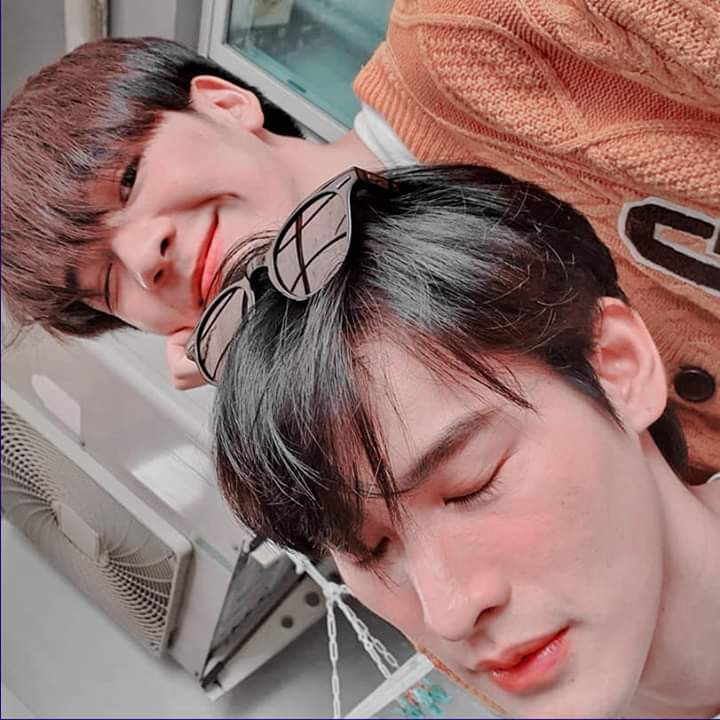 keithnotkeyt_18's tweet photo. When i say real i mean them❤️🌈
@cooheartt https://t.co/xLhuvnRzdy