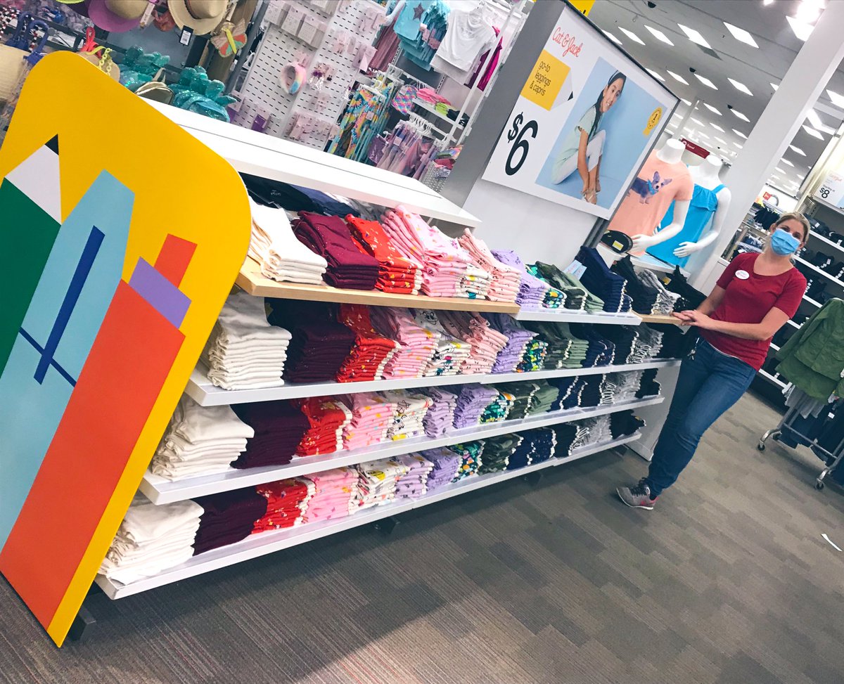 Christy_Dani's tweet photo. This style team knows how to bring it!  #2 in sales for AA in G192 ,✌️!   Awesome Job! #ThisIsTinley #AttackTheDay  @KTJane3811 @Stephan69764553 @britthyer87 @MareB1214 @Shellkristie https://t.co/Bv8aumomdt