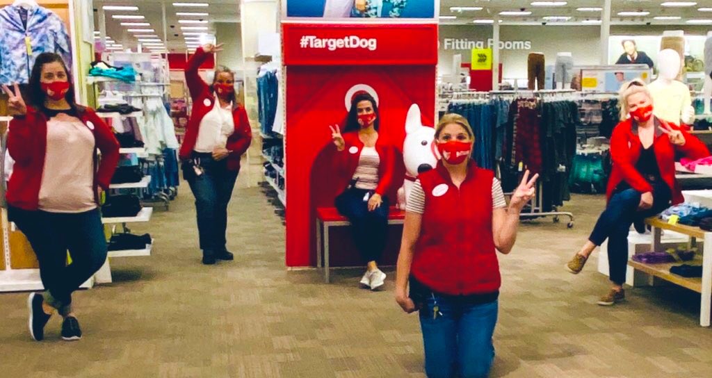 Christy_Dani's tweet photo. This style team knows how to bring it!  #2 in sales for AA in G192 ,✌️!   Awesome Job! #ThisIsTinley #AttackTheDay  @KTJane3811 @Stephan69764553 @britthyer87 @MareB1214 @Shellkristie https://t.co/Bv8aumomdt