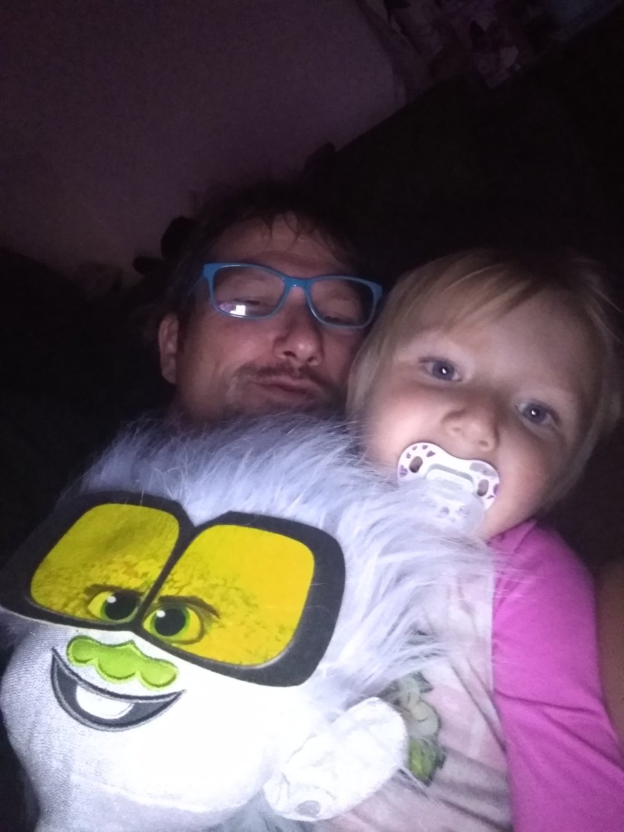 #cuddletime is one of my most favorite times of the day!!  And one of the very best parts of being a #Dad whether your #disableddad or an #ablebodieddad #cuddletime has to be among the best parts of being a father!!❤️. Nora and TinyDiamond are expert cuddlers!!  #CMTWarriors