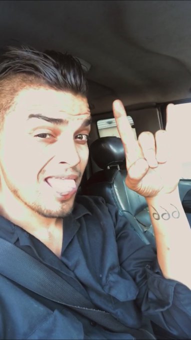 #666 #satana #SatanicRituals #satan #santamuerte #lucifer https://t.co/SNMfbF9wGF<a href="/tag/satana"class="tags">#satana</a><a href="/tag/satanicrituals"class="tags">#SatanicRituals</a><a href="/tag/satan"class="tags">#satan</a><a href="/tag/santamuerte"class="tags">#santamuerte</a><a href="/tag/lucifer"class="tags"><span>#lucifer</span></a>