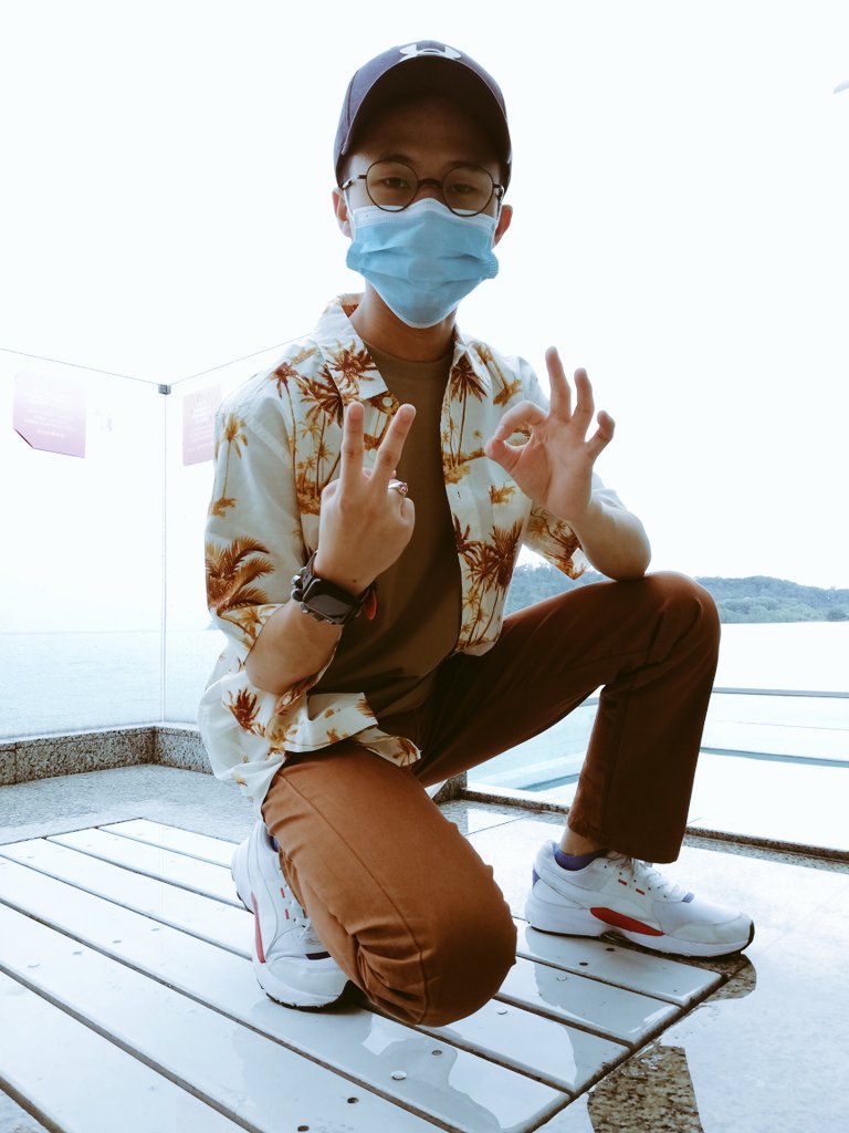 MarzuqiSyed's tweet photo. ✌ decades
#blessed20 https://t.co/oX6mREijbF