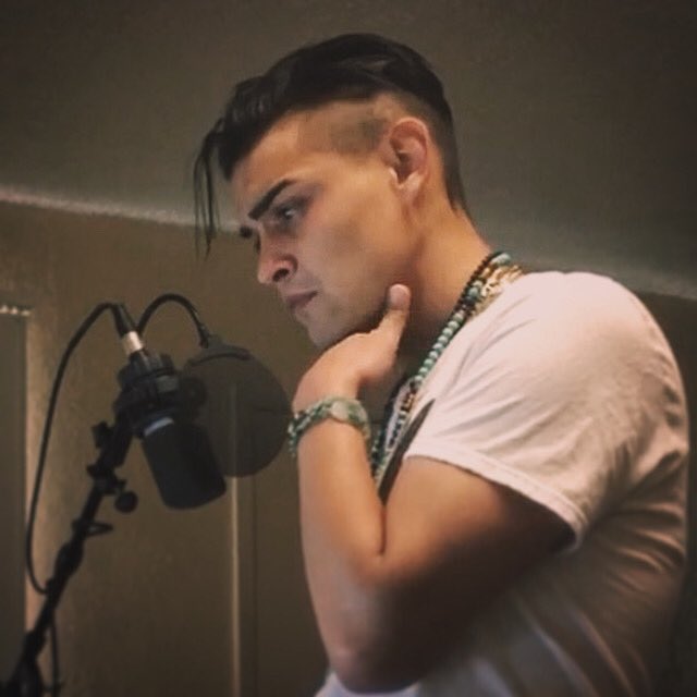 It&rsquo;s #armageddon #apocolypse #theend #end #endoftheworld #ender #enderman #wcw #infatuation #vanessahudgens<a href="/tag/armageddon"class="tags">#armageddon</a><a href="/tag/apocolypse"class="tags">#apocolypse</a><a href="/tag/theend"class="tags">#theend</a><a href="/tag/end"class="tags">#end</a><a href="/tag/endoftheworld"class="tags">#endoftheworld</a><a href="/tag/wcw"class="tags"><span>#wcw</span></a><a href="/tag/fan"class="tags"><span>#fan</span></a><a href="/tag/singing"class="tags"><span>#singing</span></a><a href="/tag/infatuation"class="tags"><span>#infatuation</span></a><a href="/tag/fanart"class="tags"><span>#fanart</span></a><a href="/tag/antonioaguilar"class="tags"><span>#antonioaguilar</span></a>