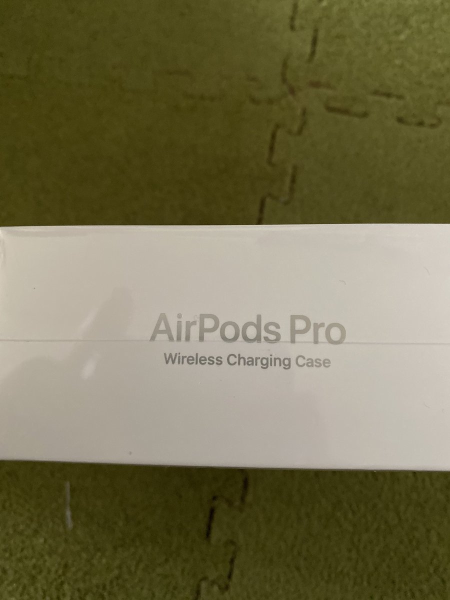 nogi_3rdjsb's tweet photo. 今のAirPodsが不調でいっそのこと買い換えたれ！と思った挙句proを買ってしまった笑 https://t.co/a6iAU3O2W1