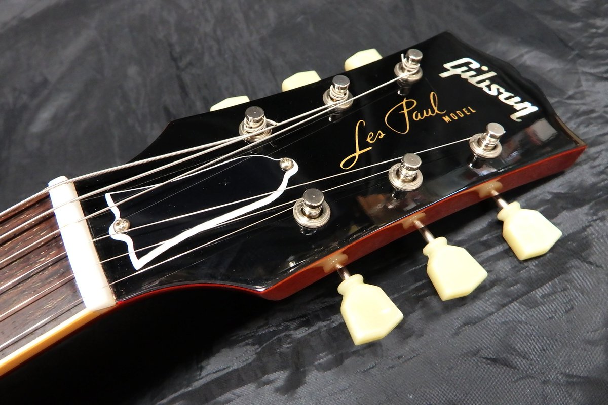 utsubo0021's tweet photo. サウンド、コンディション、共に
スバラシイですっ(o∀o)!
Gibson
Custom Shop Historic Collection
1959 Les Paul Standard Reissue
Gloss Finish/Cherry 2011
まさにレスポール☆
デビューしますっ(*'▽')!
#Gibson
#CustomShop
#HistoricCollection
#1959LP
#LesPaul
#ヒスコレ
#レスポール https://t.co/iuLZs6AqGL