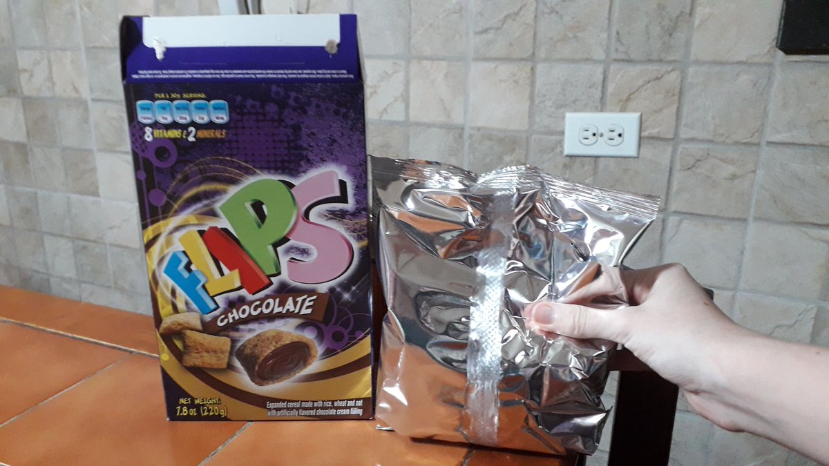 TatianaXcaret's tweet photo. Soy yo o le redujeron el tamaño a la bolsa? 😟 https://t.co/VZOoL9ra8z