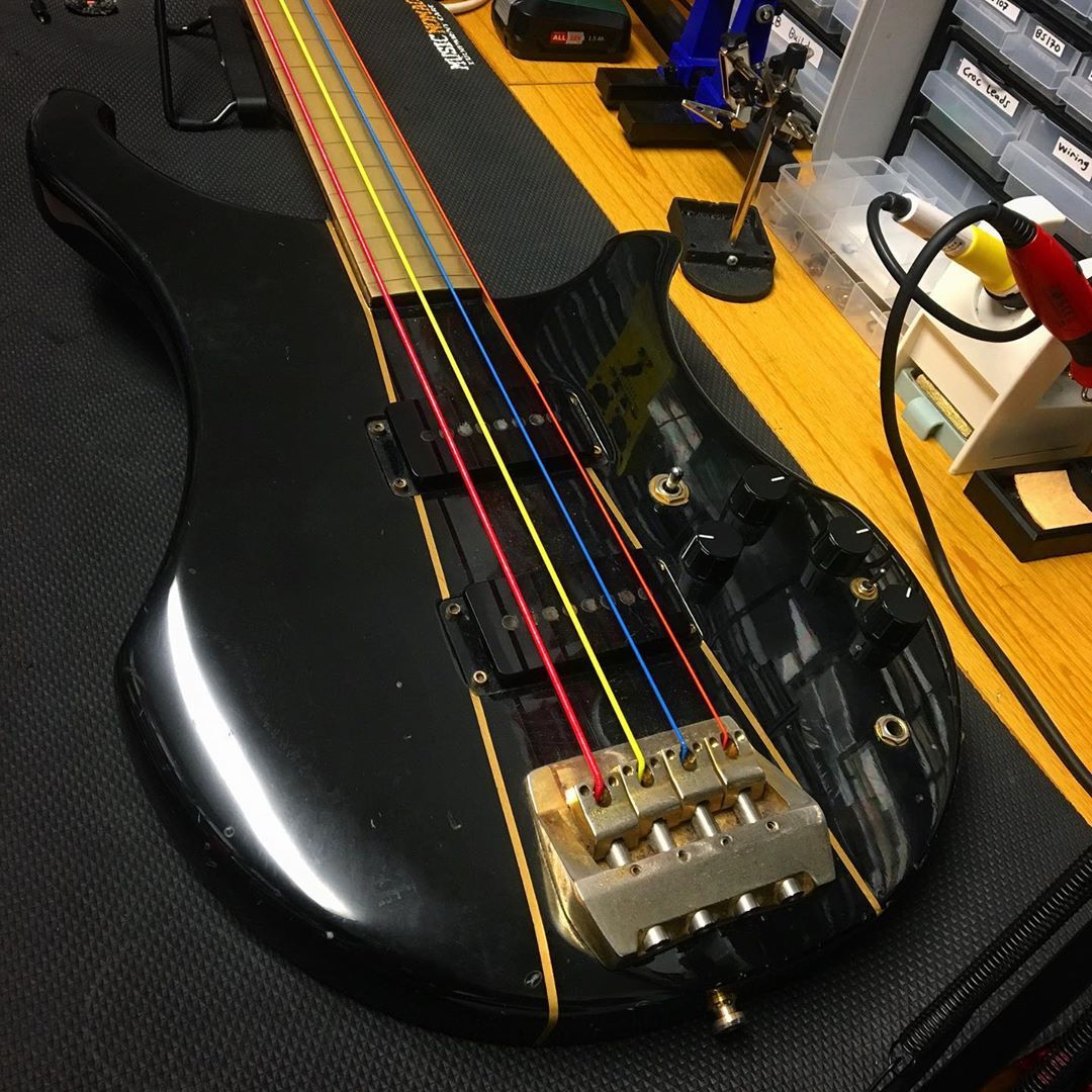 RumbleRepairs's tweet photo. What treat to be working on a 1986 fretless Vigier Arpeg Delta. Delta metal alloy fretboard. Black gloss body, brass hardware and active pickups with blending. This is number 55 of a limited edition 🤘 #guitar #bass #amplifier #workshop #sligo #ireland https://t.co/IAipknYrZu https://t.co/RAyzFu3OOd