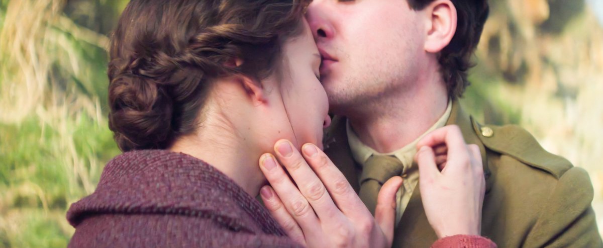 BestofKitH's tweet photo. 🎬 Kit Harington &amp; Alicia Vikander as Roland &amp; Vera in Testament of Youth (2014) https://t.co/NjRhMJmM93