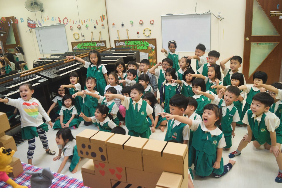 Ozstudios_sg's tweet photo. This is how an interactive show should look like!

#puppet #children #preschool #theatres #interactive #ozstudio_sg #Circusmaximus https://t.co/aJgTDKCX34
