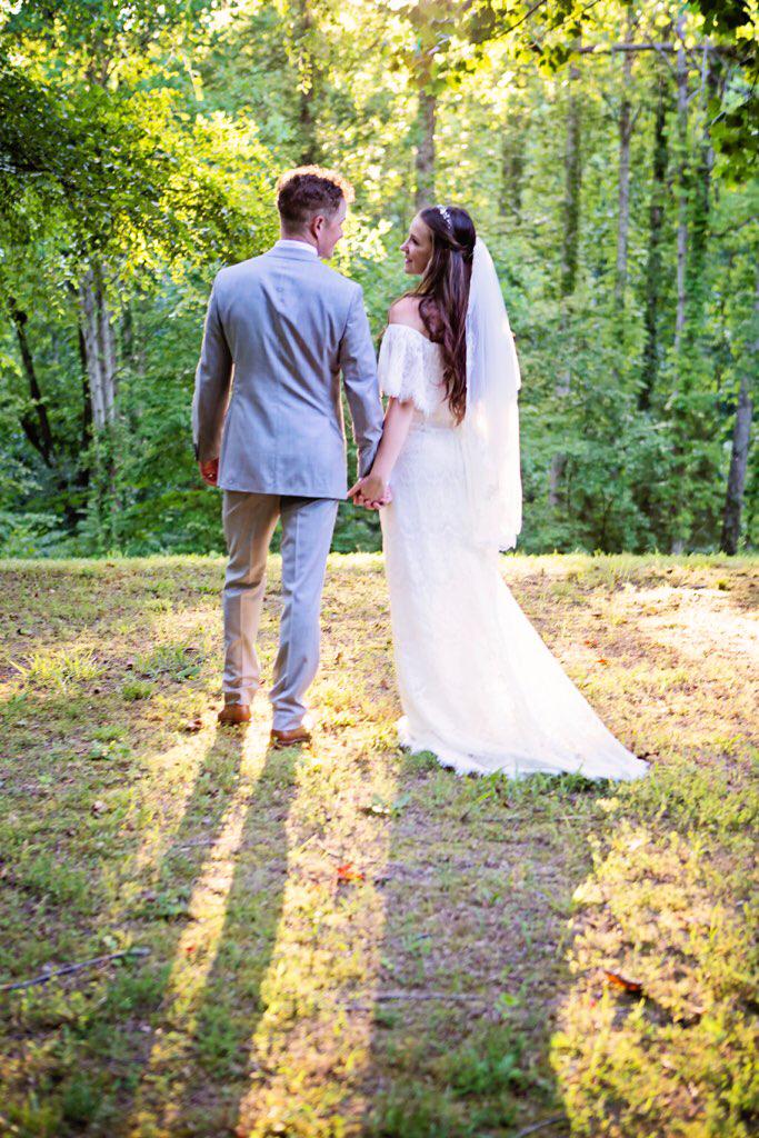 so just like that, I am Mrs. Ashlynne Booth xoxo