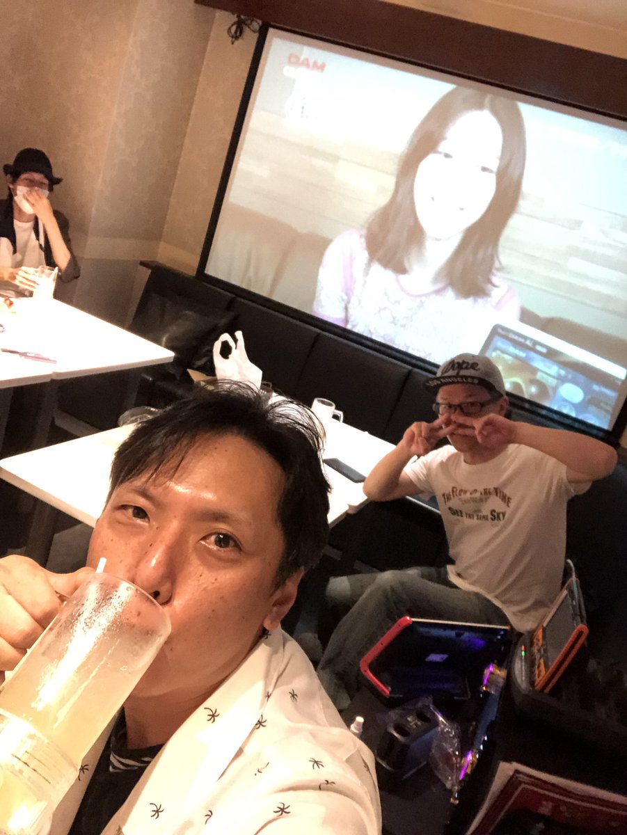 sei_1119's tweet image. 今日はカラオケ🎤
プチコスカラ((*ﾟ∀ﾟ))
ちゃんとソーシャルディスタンスです♪
#カラオケ #コスカラ #ZERO4