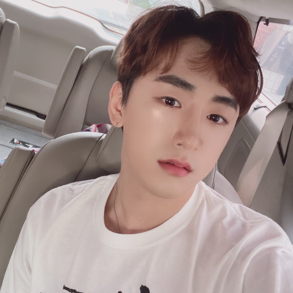 [#로엘] 오늘도 화이팅 💙💜🤍
⠀⠀⠀  
#아르곤 #ARGON