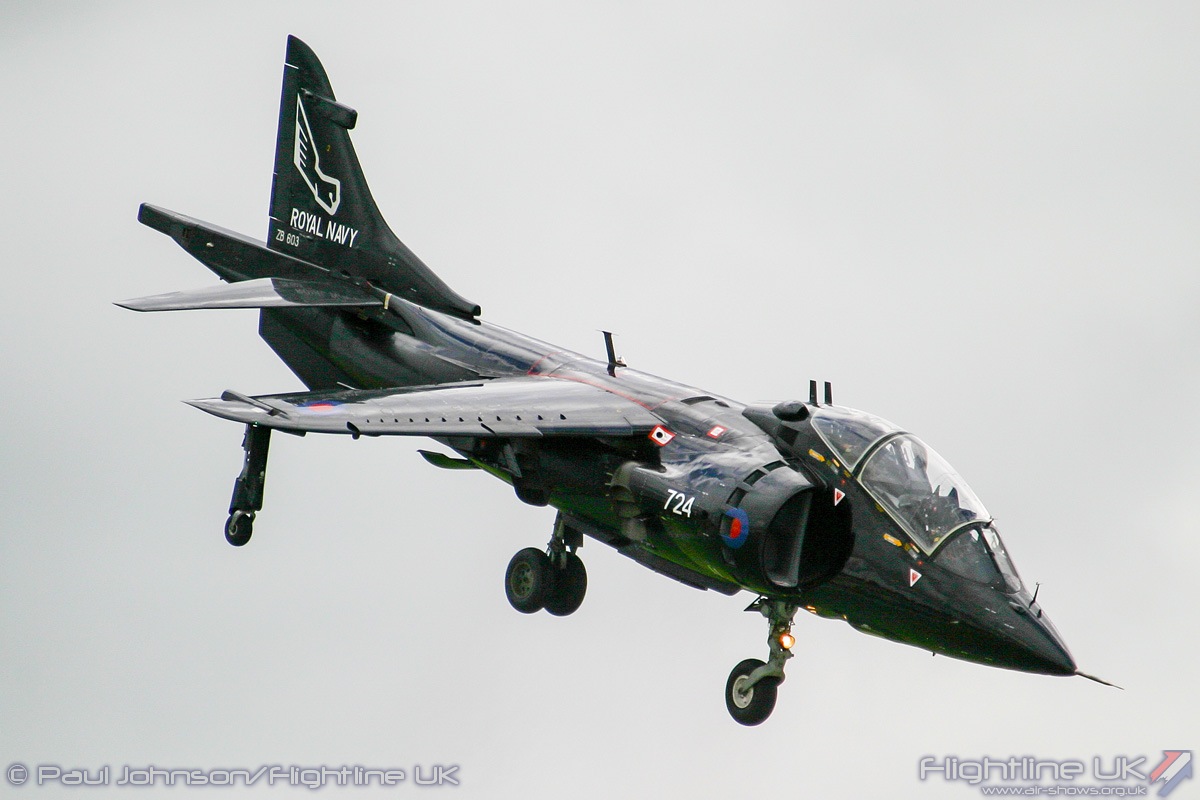 RELOADED: @yeoviltonairday 2004 2004 saw the penultimate appearance of the legendary Sea Harrier at an Air Day. 899NAS mounted this superb fourship of Sea Harrier FA2s and Harrier T8s during the flying display. #airshows #airshow