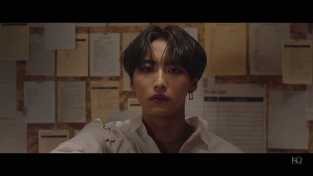 _marla26's tweet photo. Ateez, I'm so emotional 😢 @ATEEZofficial
#ATEEZFILM
#Ateez #에이티즈
#FEVER_Part_1
#Hongjoong_dream #seonghwa_memory #Wooyoung_Choice
#yeosang_time https://t.co/hGzB3Y2xYw
