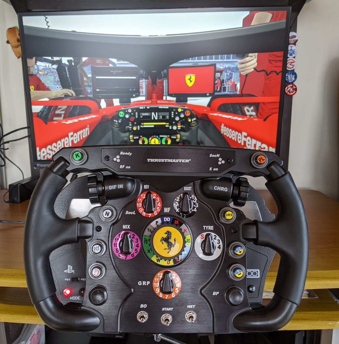 F1WIN's tweet image. ハンドルコントローラー買い替えました（RWAからT300rs）
←ビフォー・アフター→