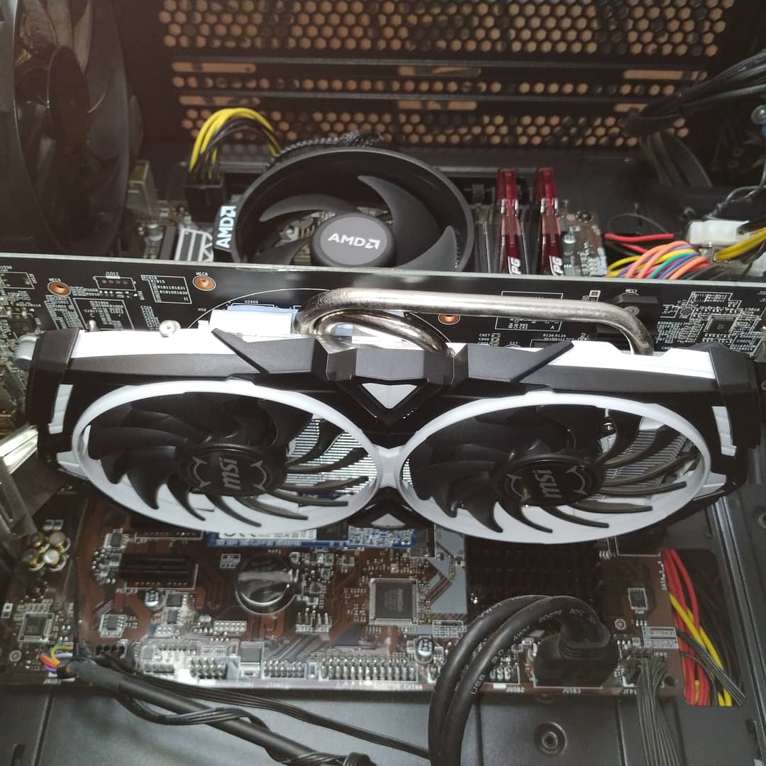 ImPriteshVish's tweet photo. Specs..
AMD Ryzen5 3600 ( 6 core, 12 thread)
msi B450M PRO-VDH MAX
Radeon RX580 8GB GDDR5 256-bit
RAM ( 8+8) GAMMIX D30 3000MHz
1TB HDD ( Seagate barracuda)
256 GB SSD ( Kingston)
#AMDIndia #DigitMODSquad #MODSquadofIBG https://t.co/FPNxzLhe3e