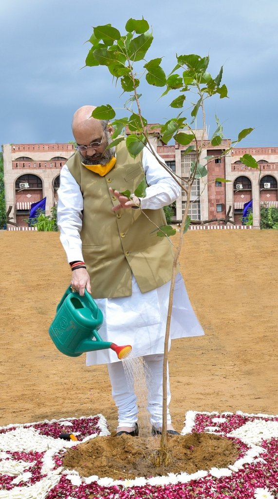 Home Minister Shri <a href="/AmitShah/">Amit Shah</a> commenced the Akhil Bhartiya Vriksharopan Abhiyan by planting a Peepal (ficus religiosa) plant inside the campus of <a href="/crpfacademyggm1/">CRPF Academy</a> . He lauded the contributions of CAPFs as Nature warriors.