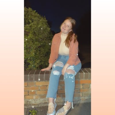 LillyKathDawson's tweet photo. #NewProfilePic https://t.co/ZPFjZfDkUh