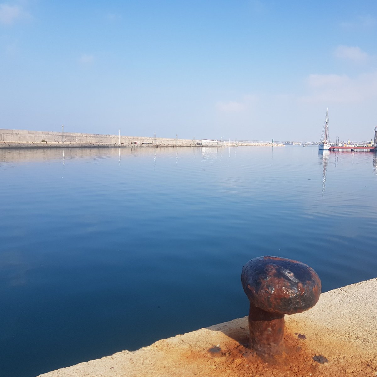 Mar, espejo del alma 🌊🌬⛵

#keepcalmbythesea #nofilter #vitaminsea #lomejorlacompañia #seafriends #clubnauticoalmerimar
